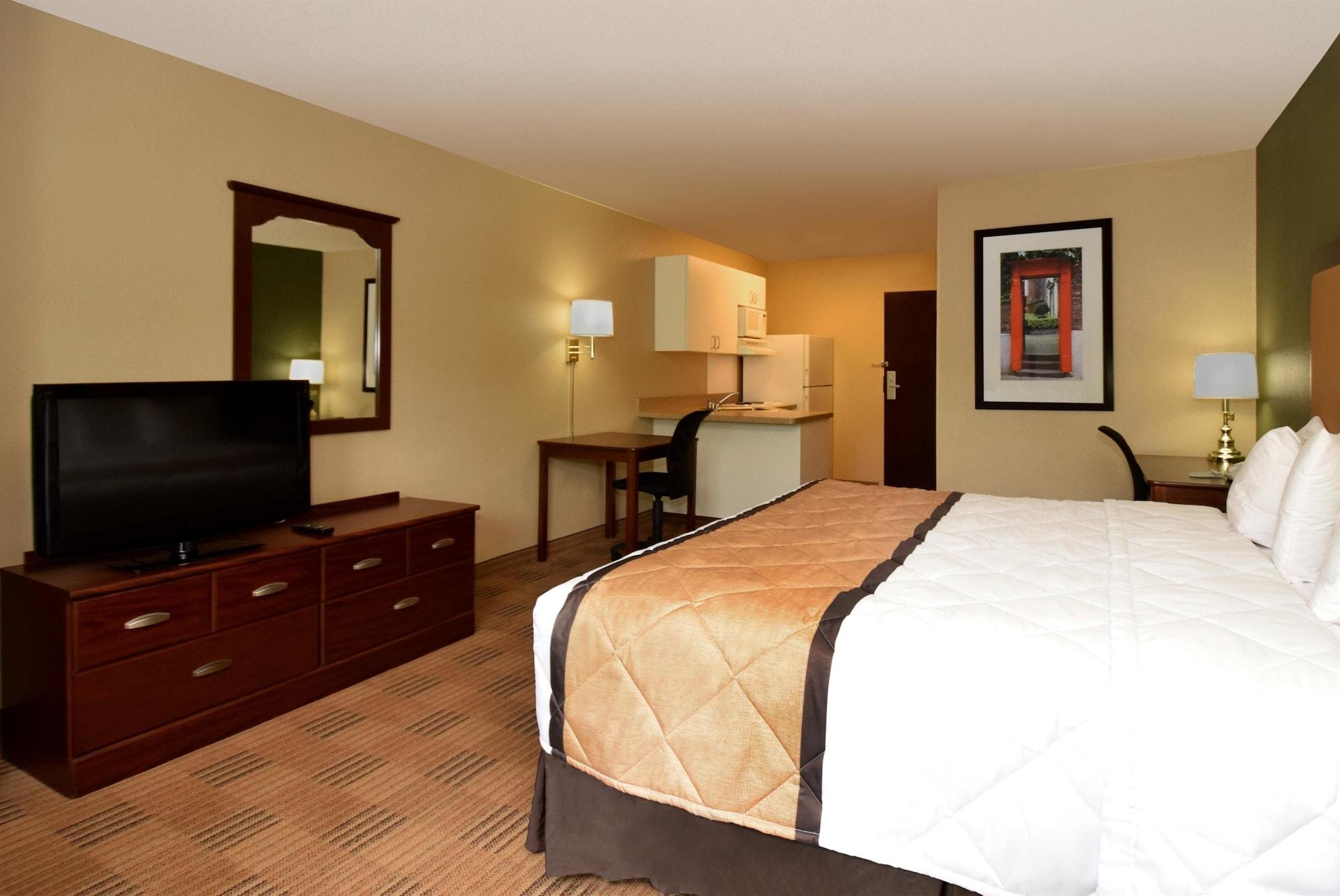 Extended Stay America Select Suites - Tampa - North - Usf - Attractions Temple Terrace Exterior foto