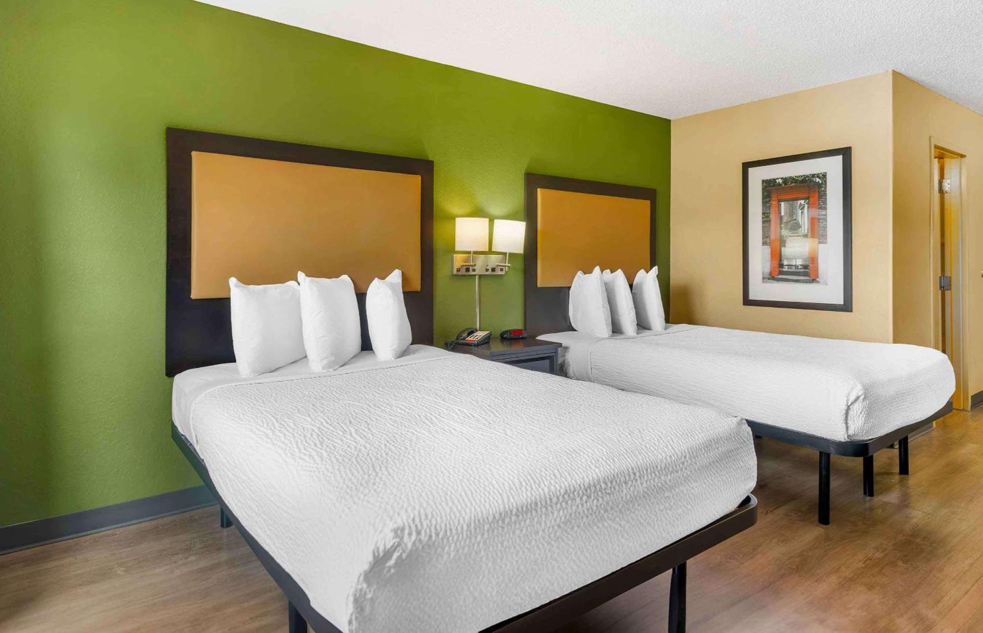 Extended Stay America Select Suites - Tampa - North - Usf - Attractions Temple Terrace Exterior foto